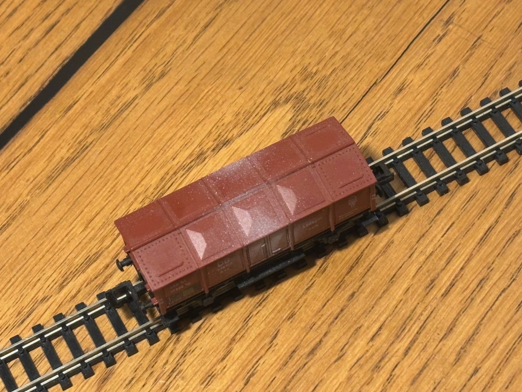 Modellini di ferrovie: *e1327: Güterwagen (Spur N)  -  #2 – Nuovo (secondo la descrizione) da Birsfelden venduto da Birs_25 3