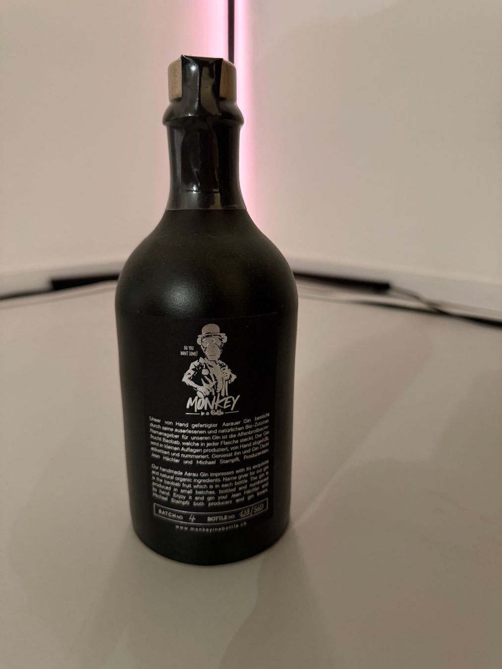 Bevande alcoliche: Monkey in a Bottle ∙ Blue Dry Gin – Nuovo e nell'imballaggio originale da Zürich venduto da novel 2