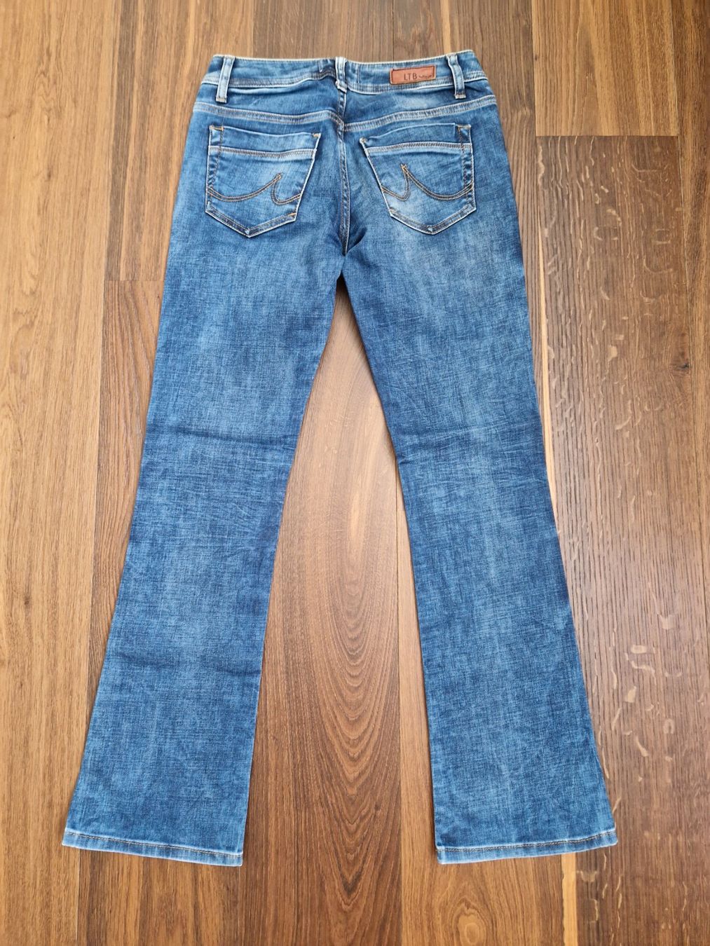 Jeans: LTB Jeans Bootcut W27/L32 – D'occasion à Au SG par Chliini87 1