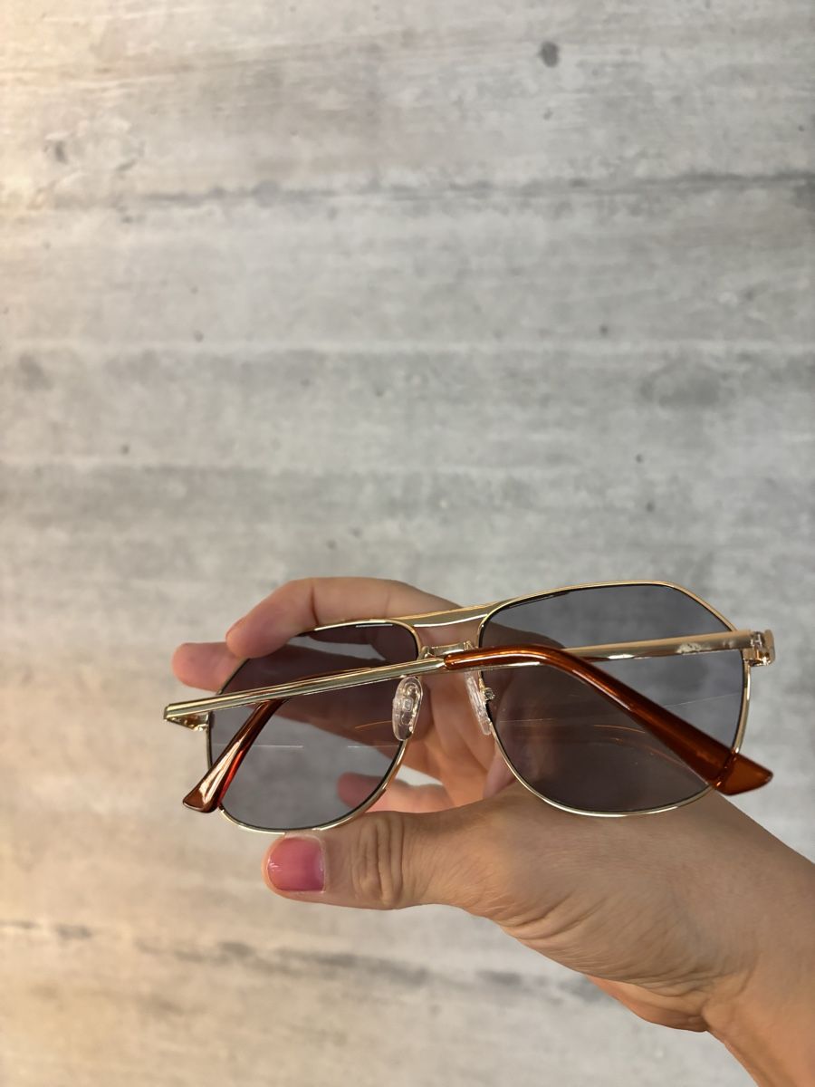 Zara Brillen & Gläser: Zara Sonnenbrille – Gebraucht aus St. Gallen von heartbug 3