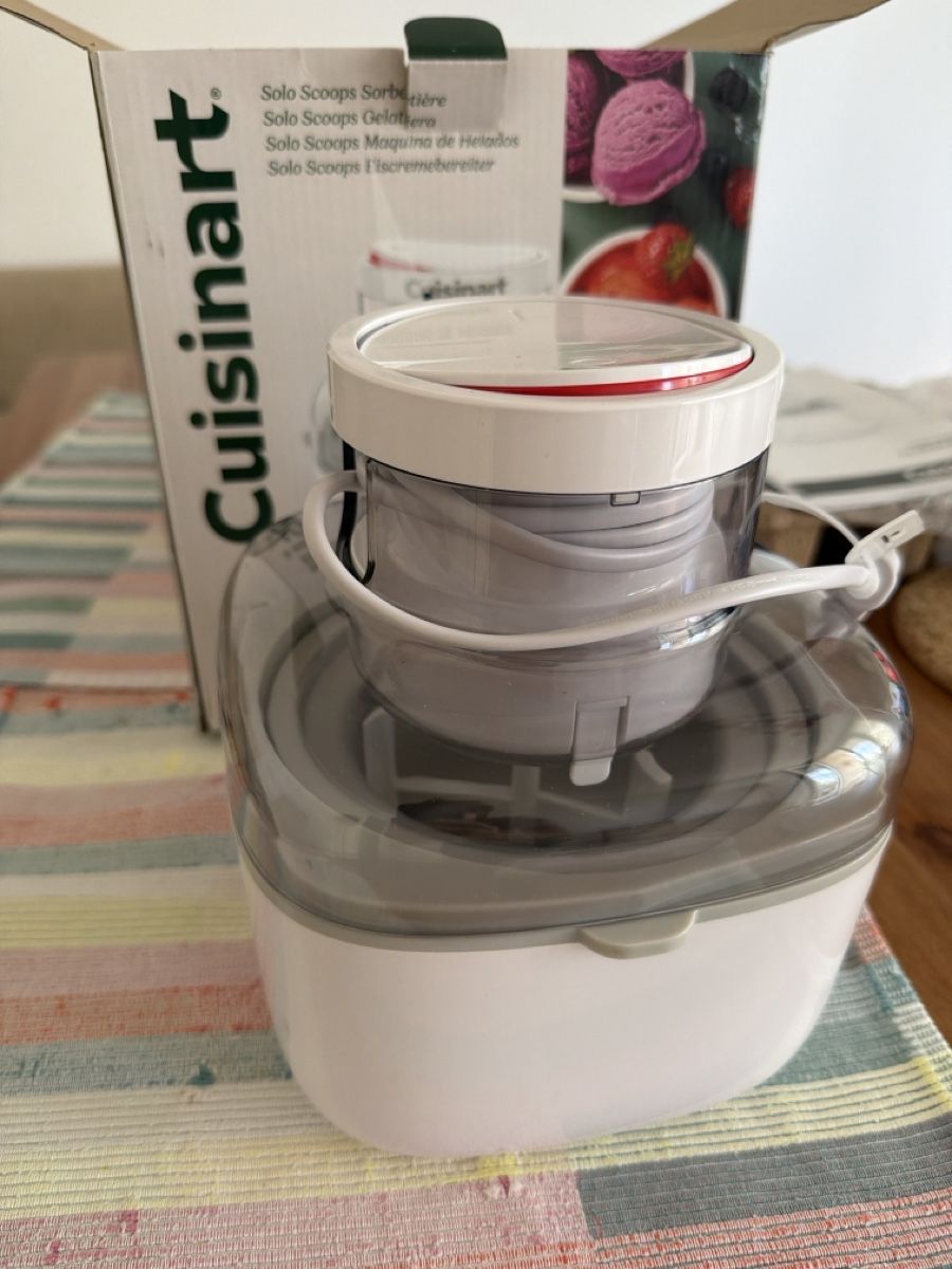 Cuisinart Küchengeräte: Cuisinart - Eismaschine – Neu (gemäss Beschreibung) aus zürich von may_yj9f