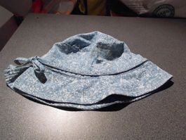 Mütze One Size, blau/weisse Blümchen