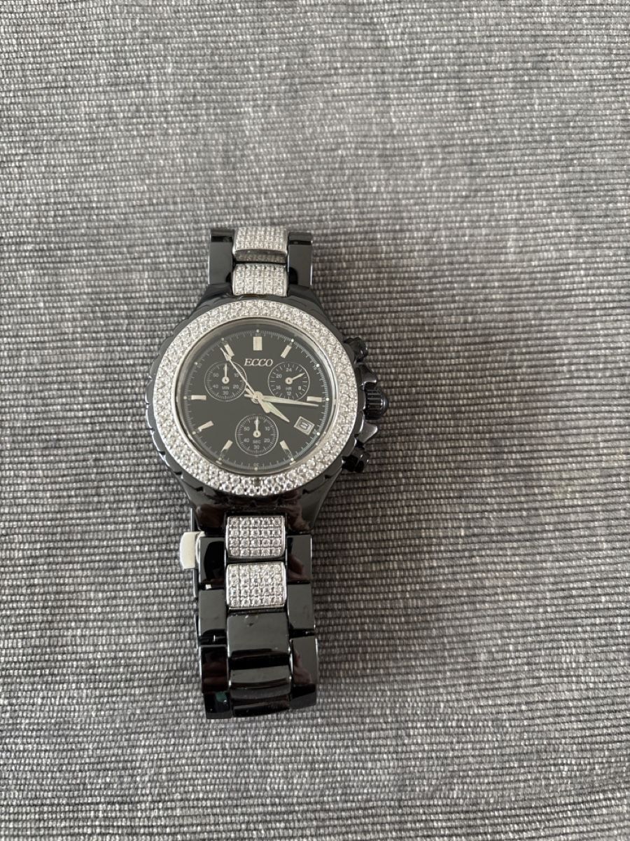 Orologi: Uhr mir Keramikaband – Usato da Zug venduto da katzemia01