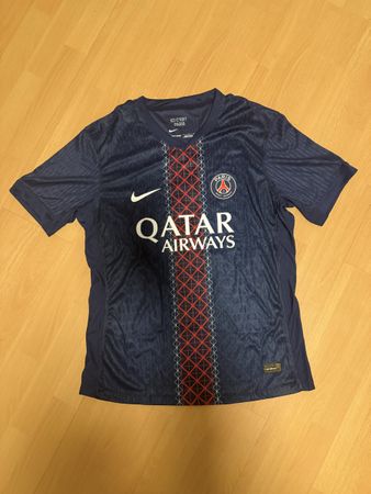 Paris Saint-Germain Fussballtrikot Grösse L Hakimi
49