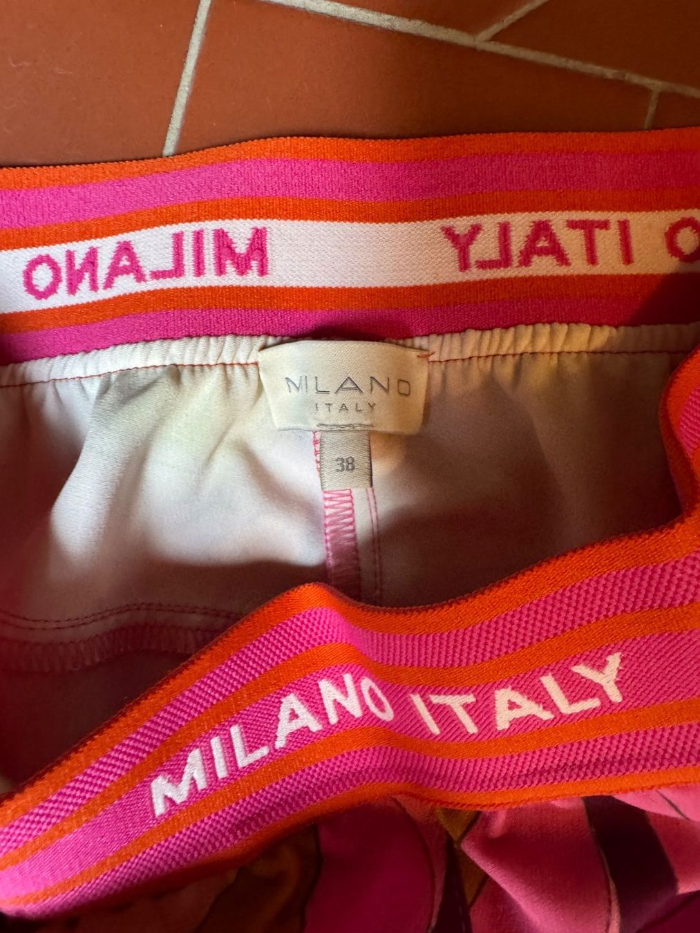 Pantalons: Pantalon Milano – D'occasion à Blonay par Celuna 1