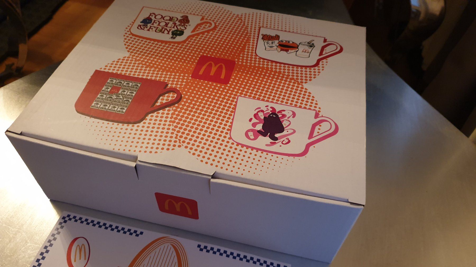 Tazze: Mcdonals Limited Retro Collection 4x Tasse – Nuovo e nell'imballaggio originale da Zürich venduto da sirstians000 5