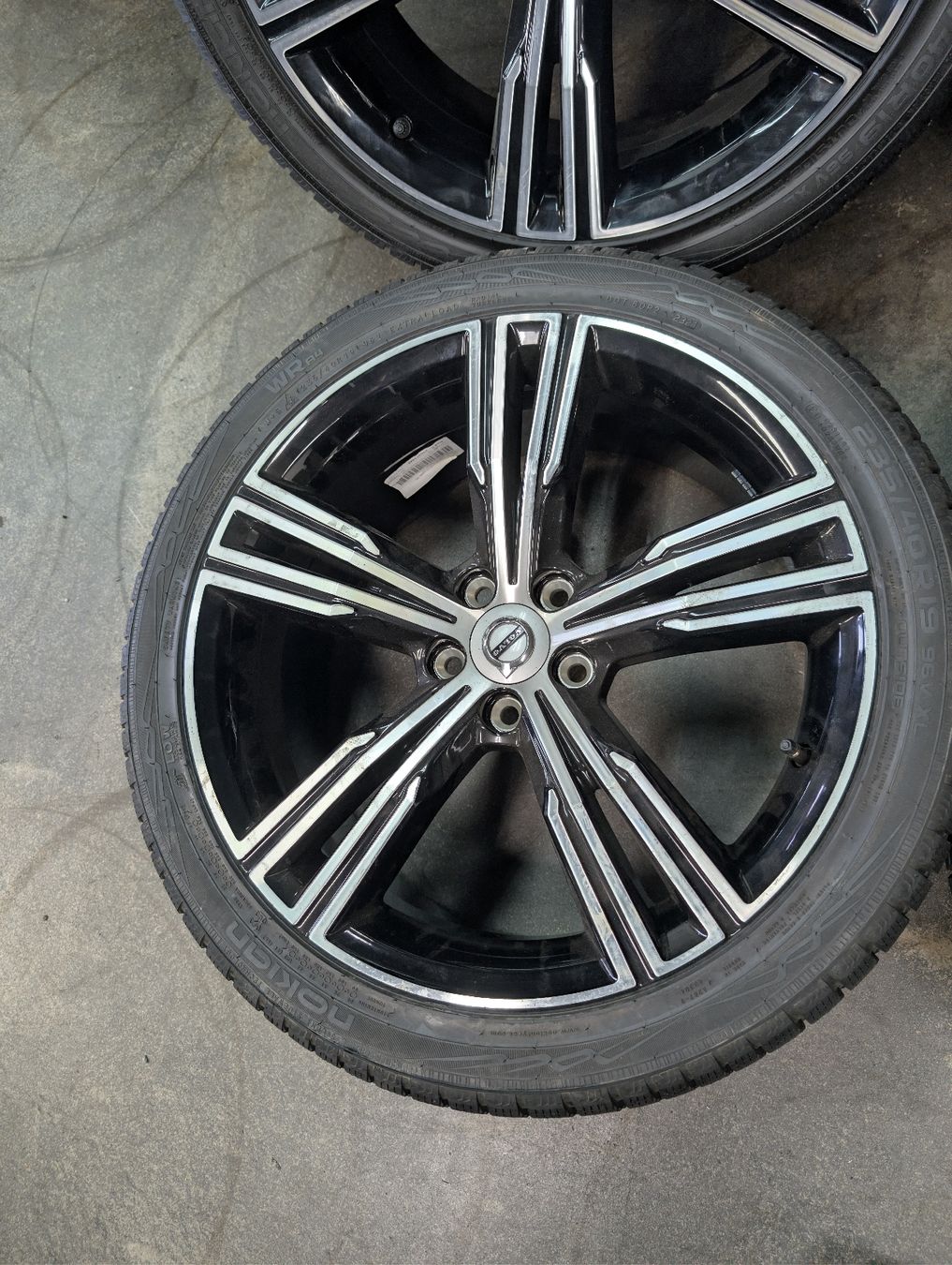 Cerchioni: Volvo Felgen  – Nuovo e nell'imballaggio originale da Dürrenäsch venduto da Pneu-Idris 2