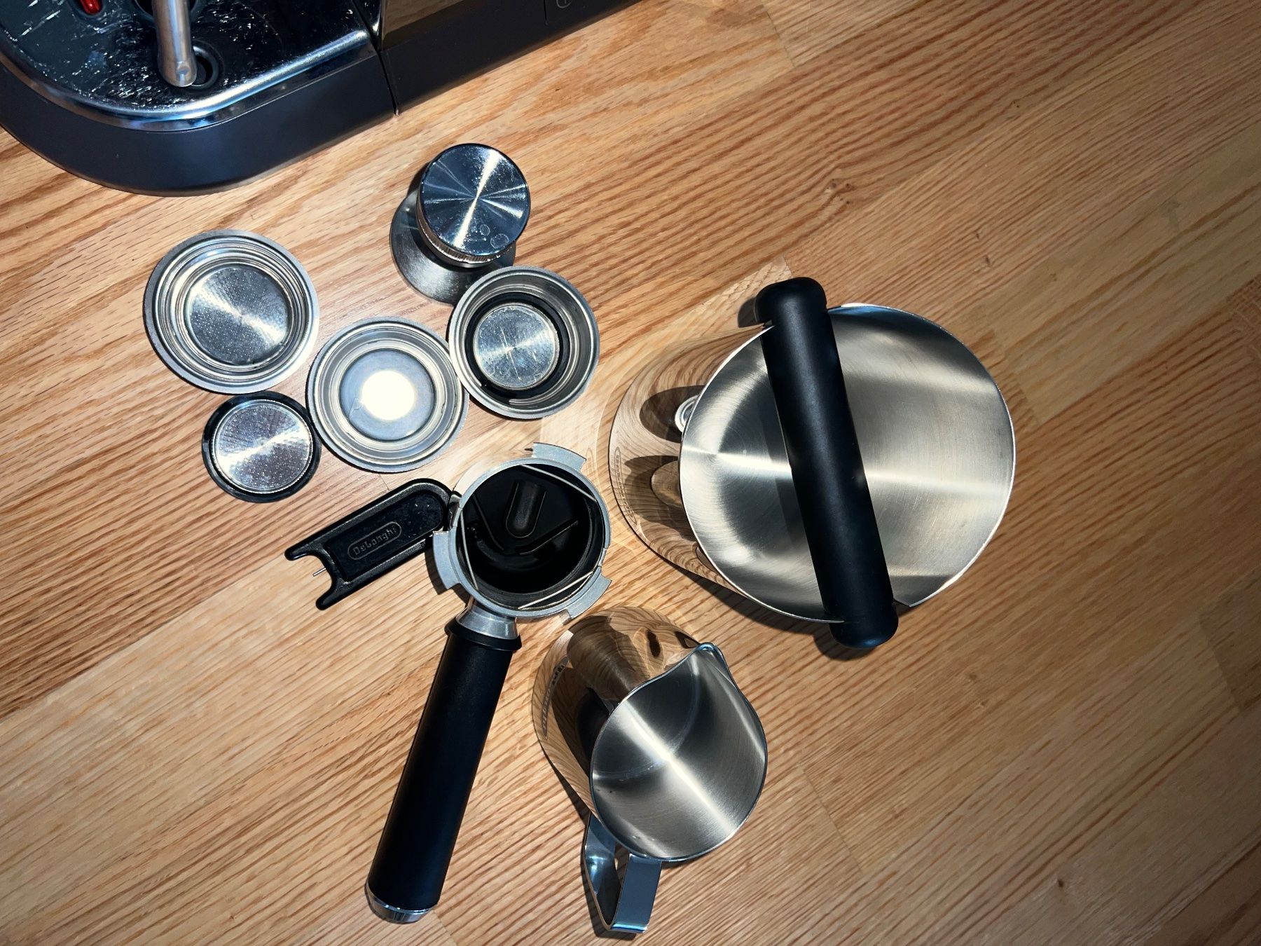 De'Longhi Kaffeemaschinen & Espressomaschinen: DeLonghi Dedica Arte – Neu (gemäss Beschreibung) aus Windisch von ana_mz9f 9