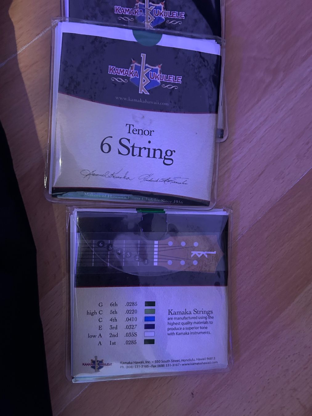 Strumenti musicali: Kala KA S6 EQ 6-String Tenor Ukulele – Usato da Zürich venduto da ecwashere 5
