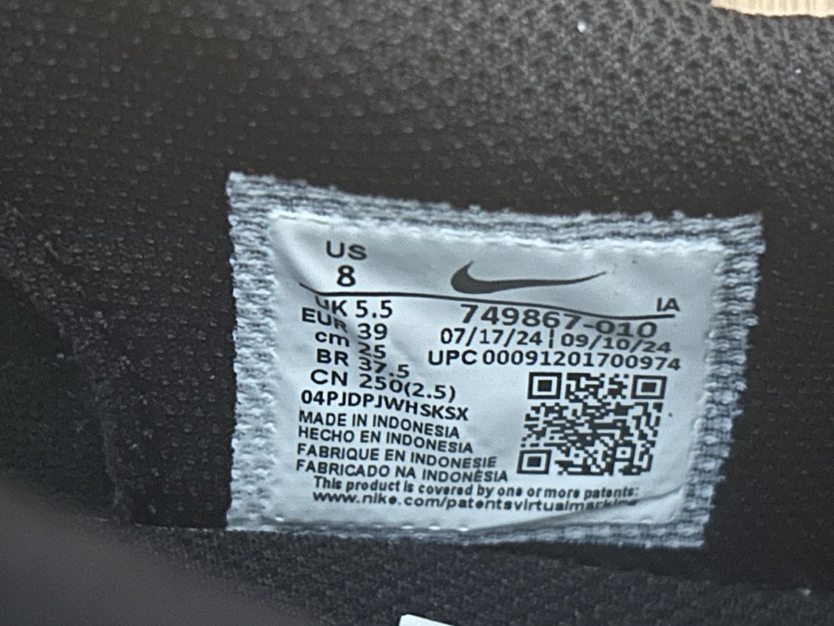 Nike Scarpe da uomo: Nike Sneaker schwarz Grösse 39 – Usato da Unterlangenegg venduto da Dodo2108 3
