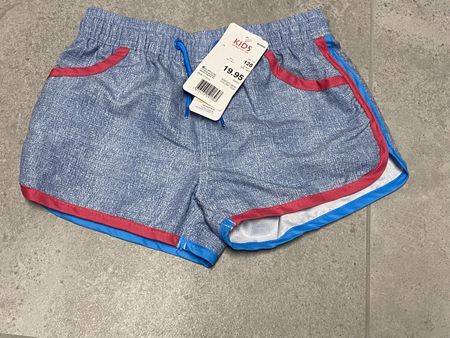 Short 128 neuf