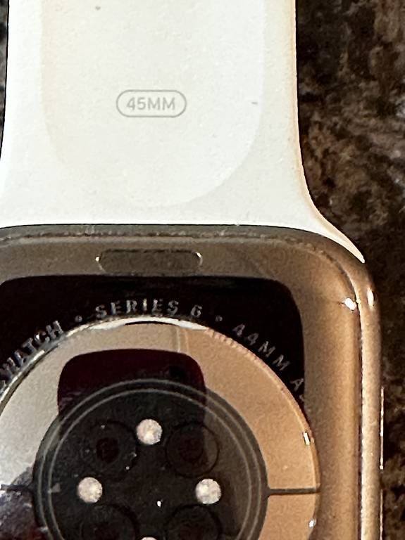 Smartwatch: Apple Watch Series 6 GPS, 44mm – Usato da Wil SG venduto da arj_8hhq 1