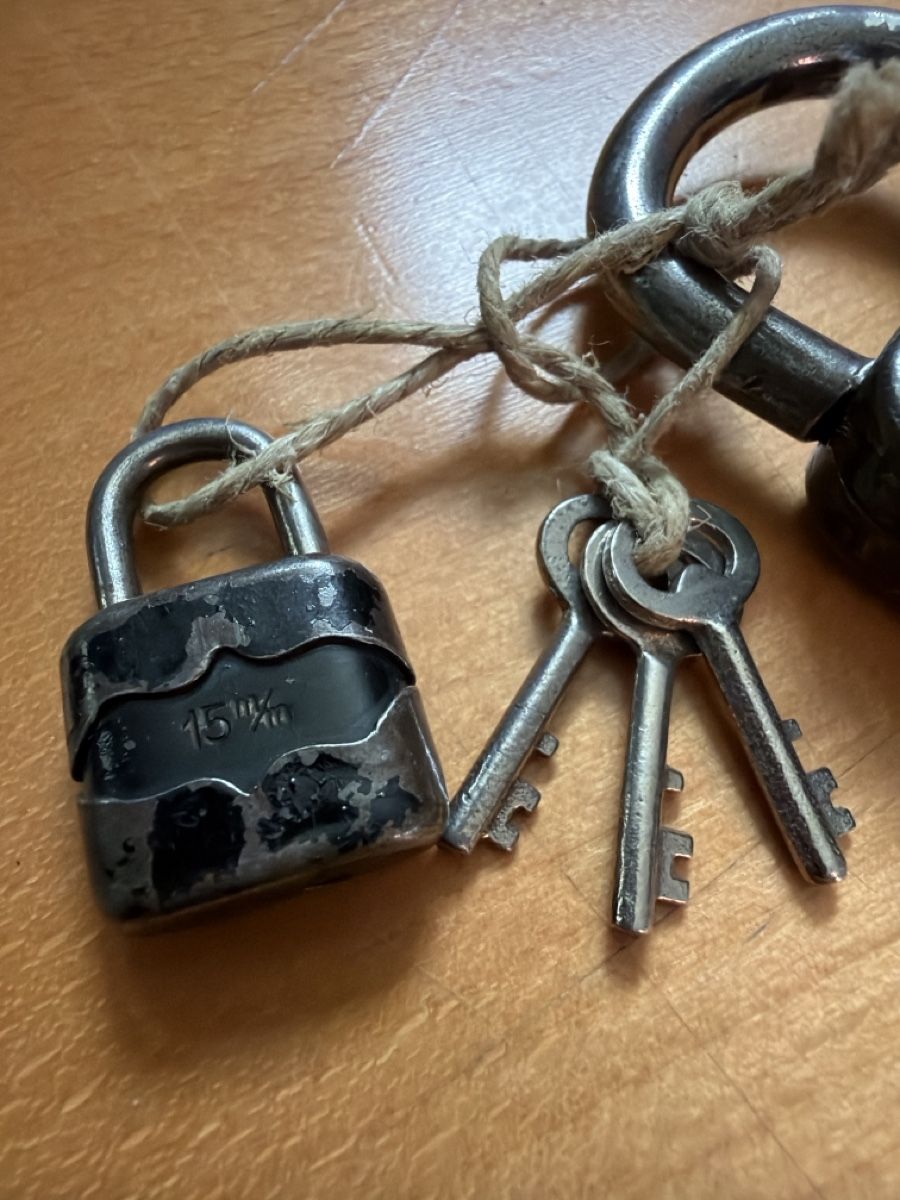 Abus Lucchetti: Set due lucchetti ABUS con chiavi, usato, vintage – Usato da Lugano venduto da AngyHeritage 2