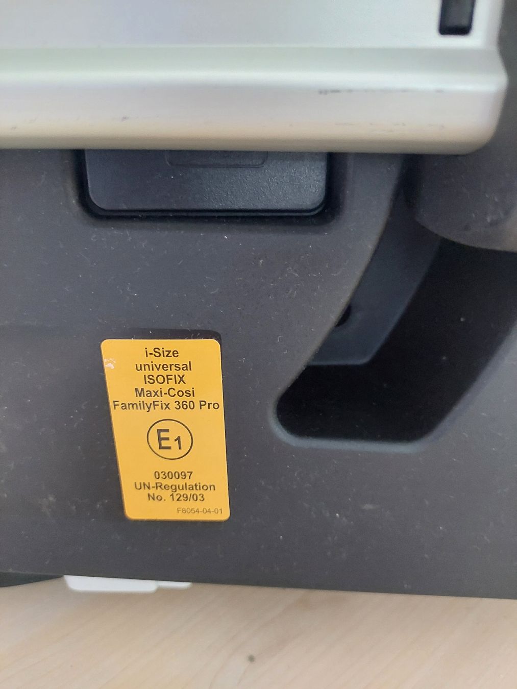 Maxi-Cosi Auto-Kindersitze: Isofix Basis FamilyFix 360 Pro – Gebraucht aus Gränichen von JaelRoost 2