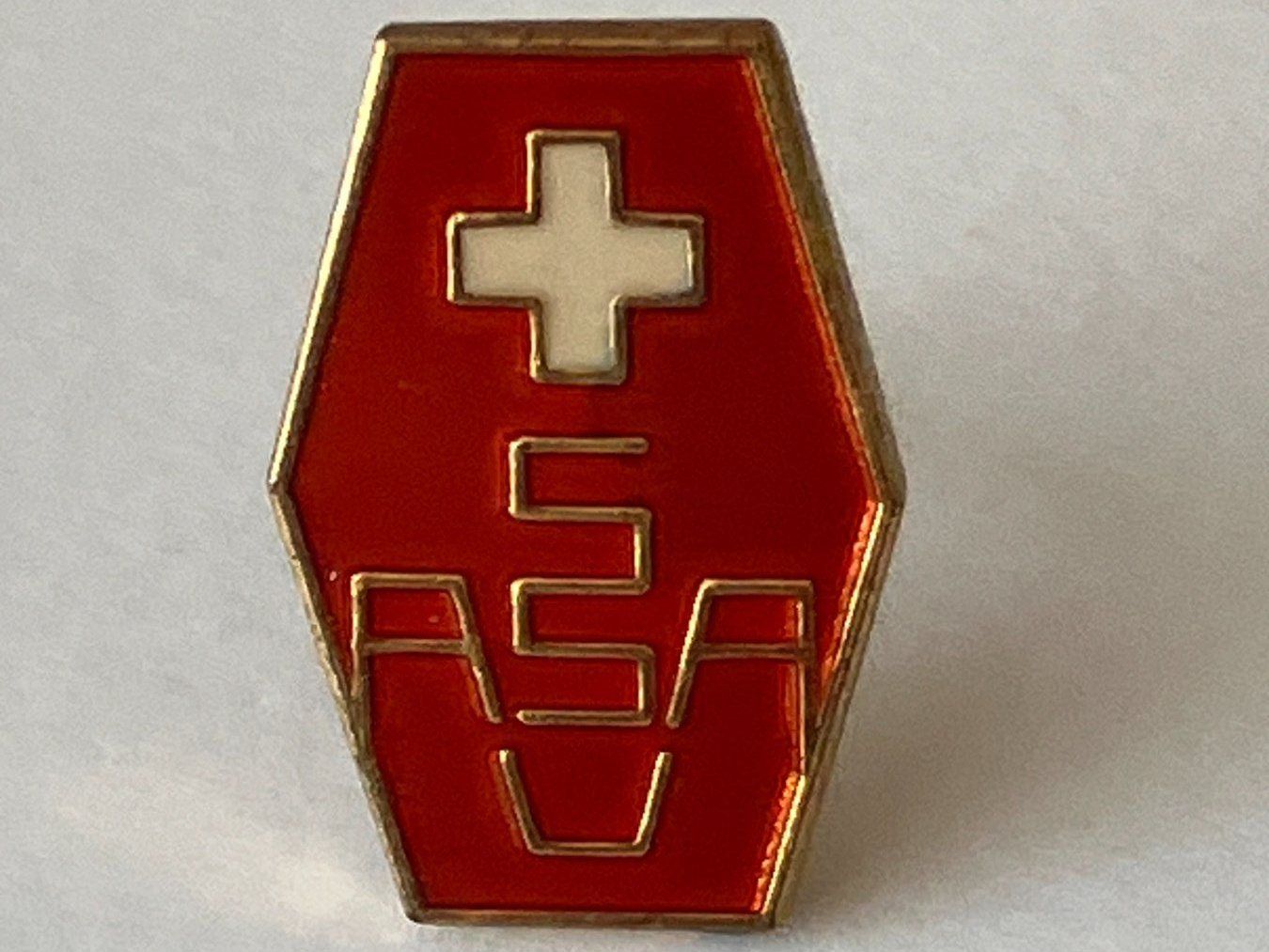 Placchette & Badge: 1 Pin SSV Schweizer Schiedsrichter Verband – Usato da Basel venduto da djwwpp