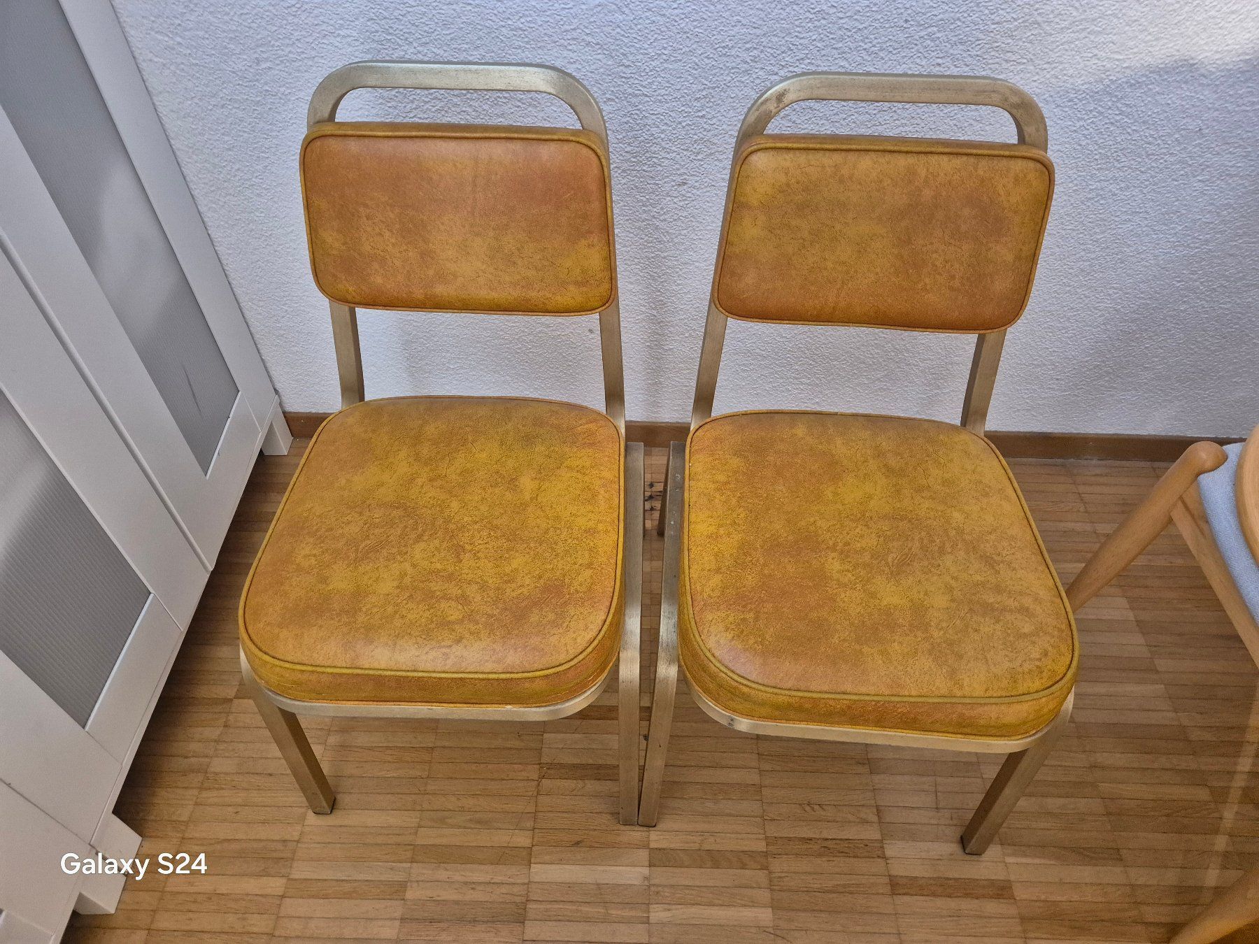 Sedie: Stühlen, aus Massive Holz. – Usato da Dübendorf venduto da cel_bq2g 7