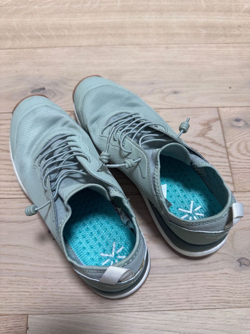 Scarpe da uomo: Männer Sneaker von Tropic Feel Grösse 42 – Nuovo (secondo la descrizione) da Winterthur venduto da jen_w6kc 2
