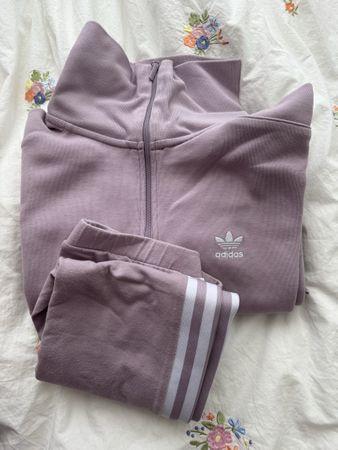 Ensemble Adidas mauve