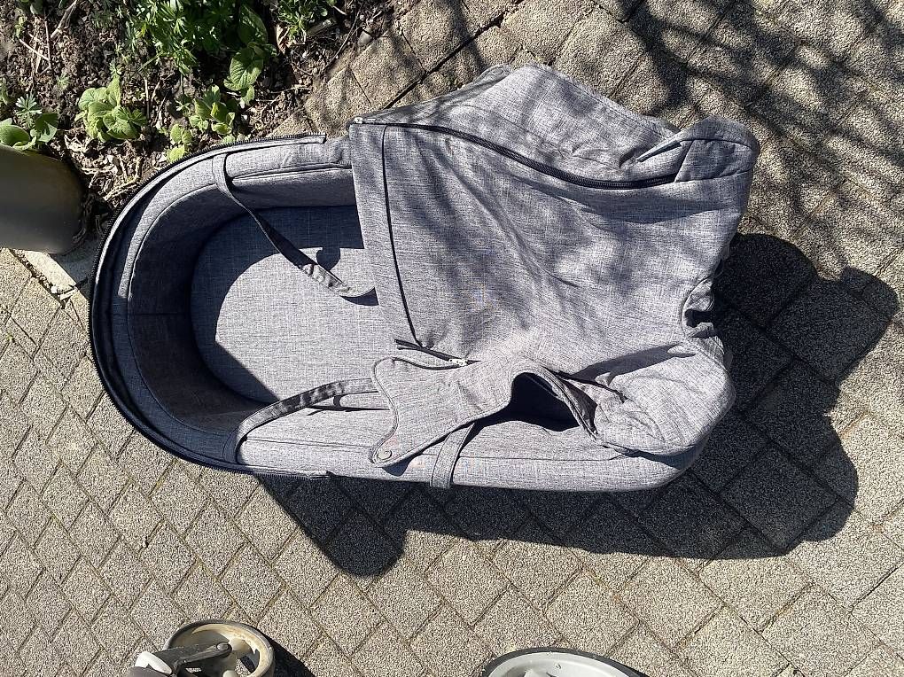 Carrozzine: Stokke xplory Kinderwagen  – Usato da Hausen AG venduto da Ble.Rra 2