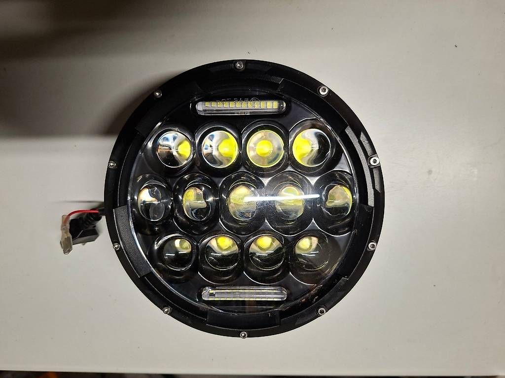 Phares: Jeep Wrangler JK LED Scheinwerfer  – D'occasion à Bern par Acdia 1