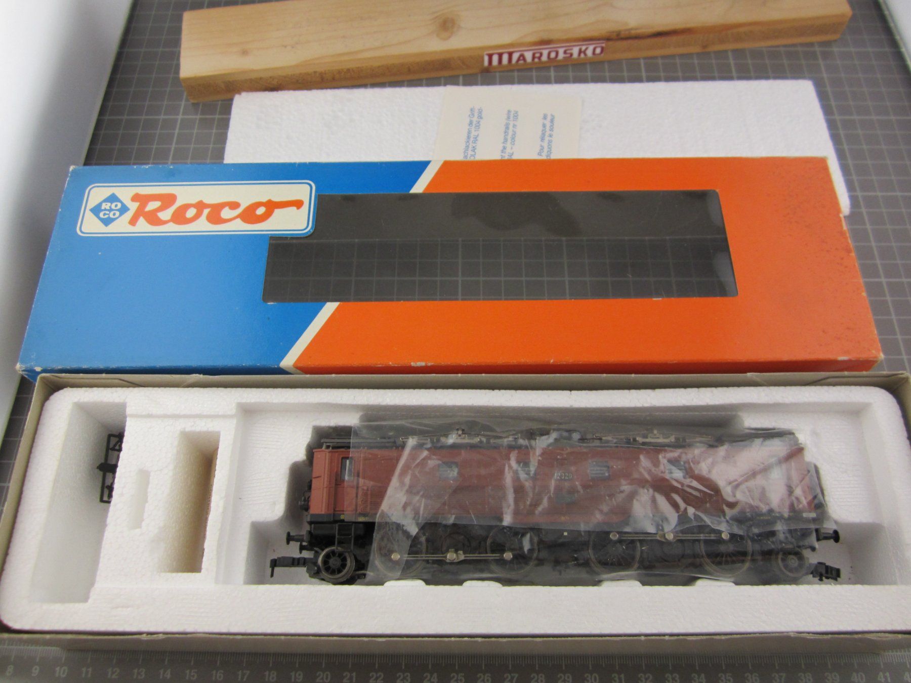 Roco Modelleisenbahnen: Roco 43508 SBB Be 4/6 braun, mit OVP, DC – Gebraucht aus Malters von Marosko 5