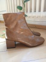 Bottines à talons style vintage