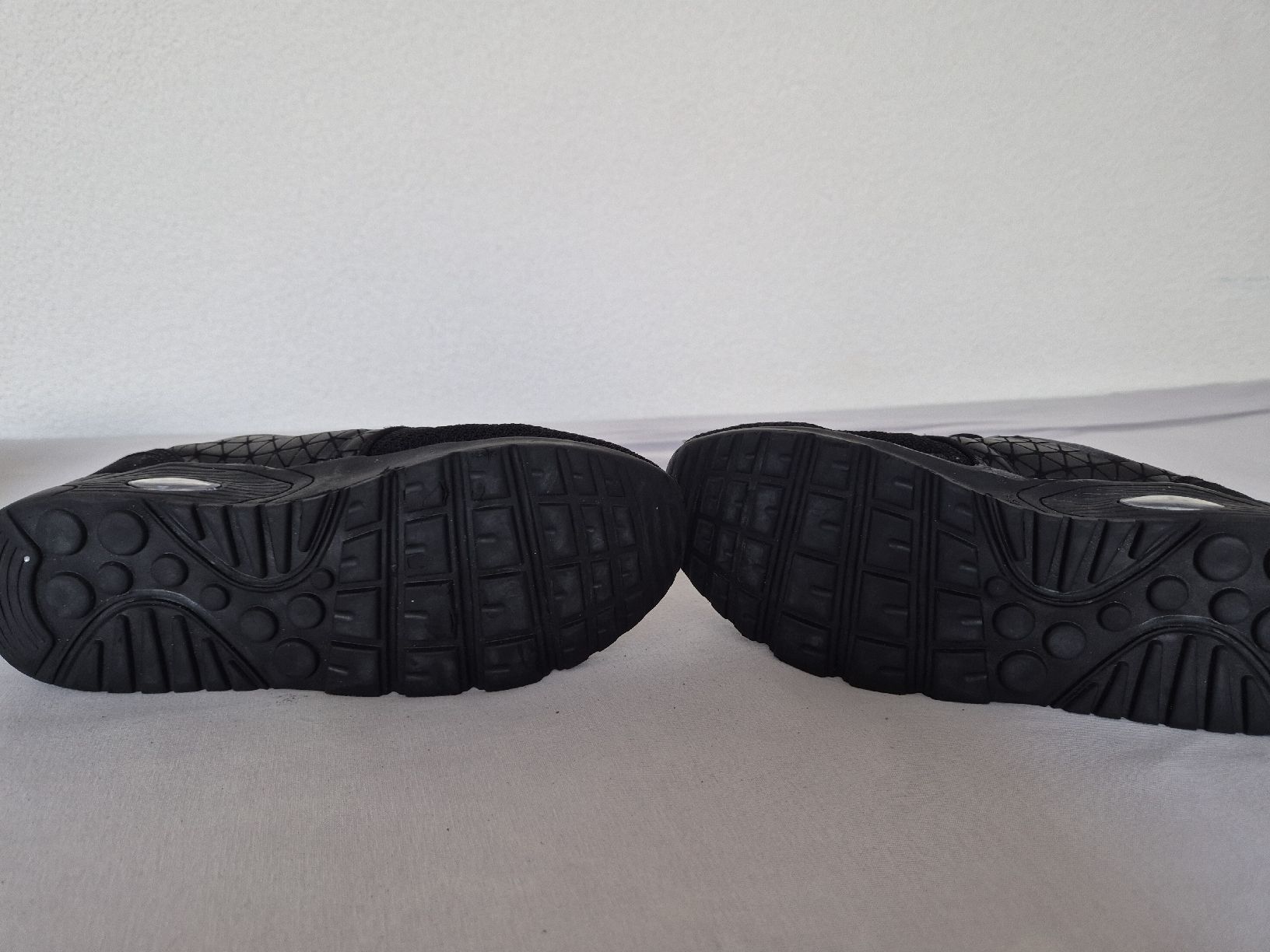 Scarpe da donna: Turnschuhe – Usato da Hörhausen venduto da Nuage81 3