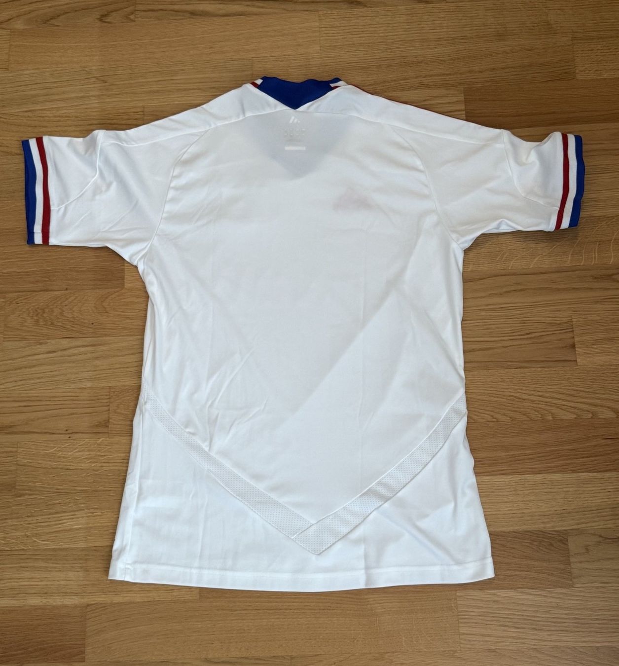 Scarpe, pantaloni & magliette da ginnastica: HSV Trikot in Grösse 176 – Usato da Bülach venduto da Murmy 1