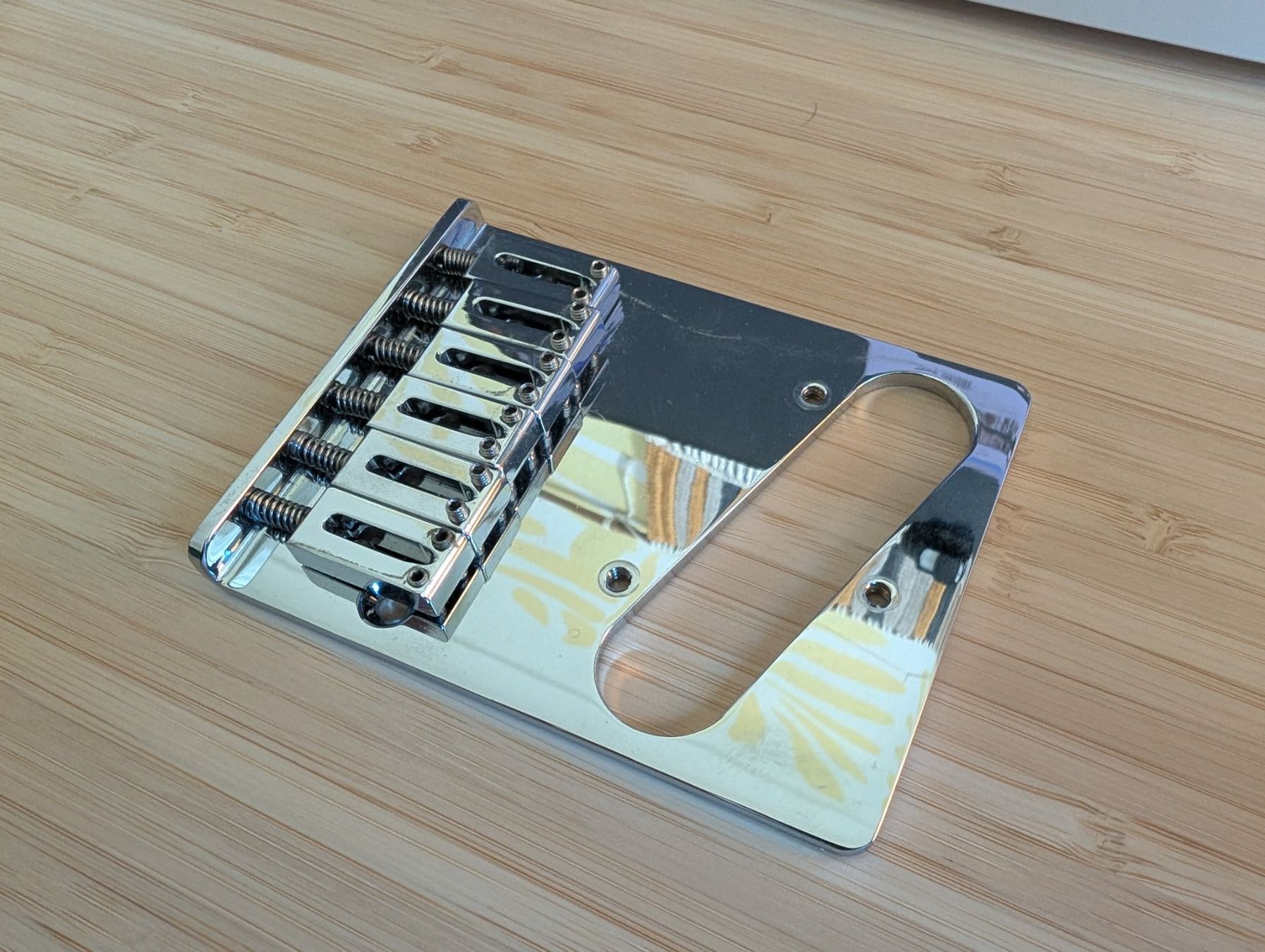 Fender Musikinstrumente: Telecaster bridge, ABM TB-1C Brass Telebridge chrome – Gebraucht aus Männedorf von lop_zy78