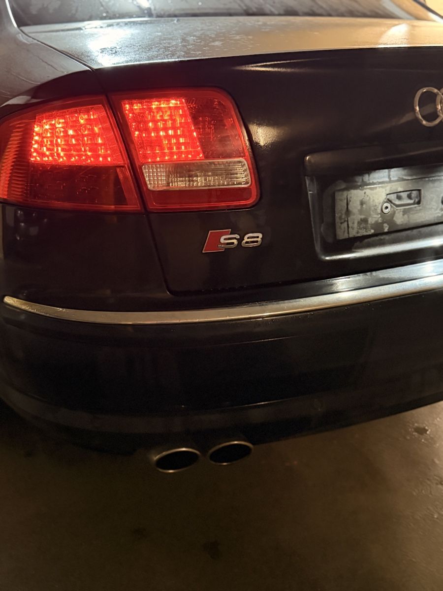 Audi Autos: Audi S8, 5.2 V10, JG 2006, Schwarz – Gebraucht aus Sursee von Gabriel28 5