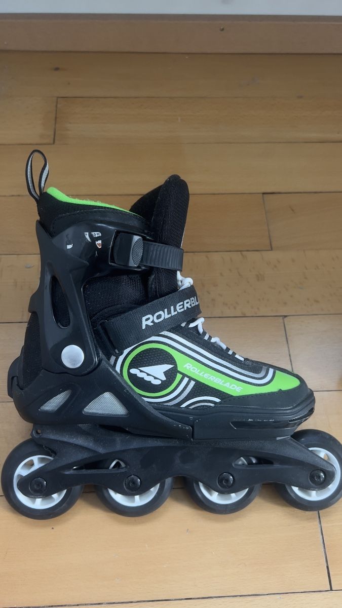 Pattini in linea & Pattini a rotelle: Inline Skates Rollerblade 36.5 - 40.5 + Schienbeinschoner – Usato da Oberrieden venduto da asu_1972 3