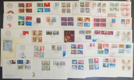 SCHWEIZ: 67 Ersttagsbriefe - FDCs, 2 Fotos