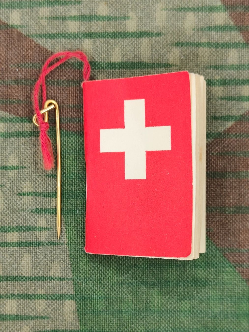 Placchette & Badge: 1. August Abzeichen 1975 – Usato da Bauma venduto da SwissMilitaria