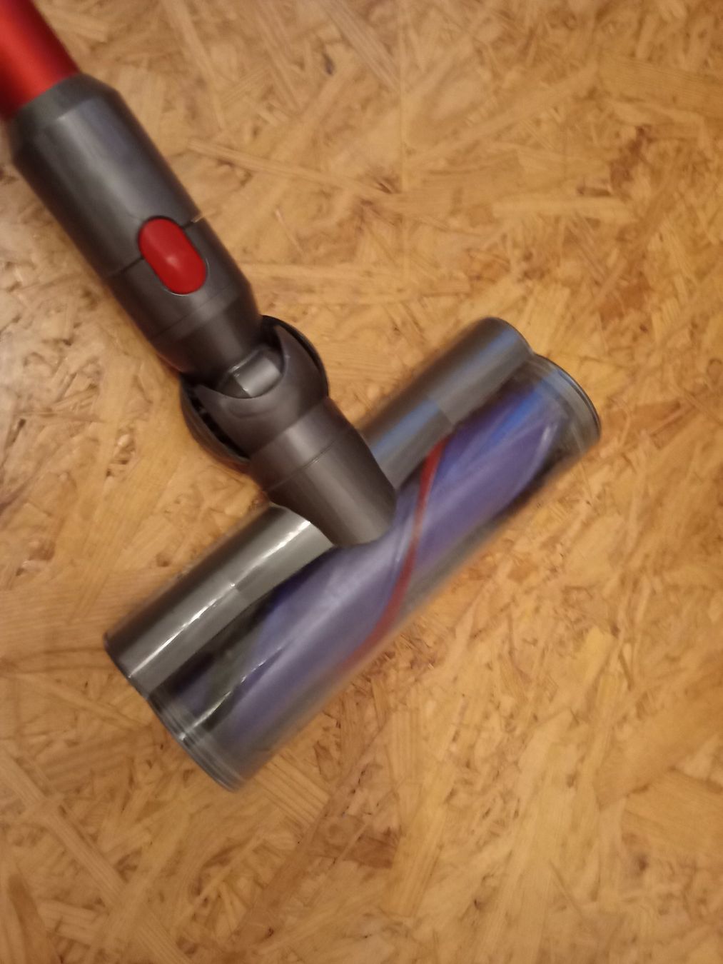Dyson Staubsauger & Zubehör: Dyson V10 Staubsauger – Gebraucht aus Prez-vers-Siviriez von Monija70 4