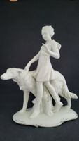 Art Deco-Figur DAME MIT WINDHUND