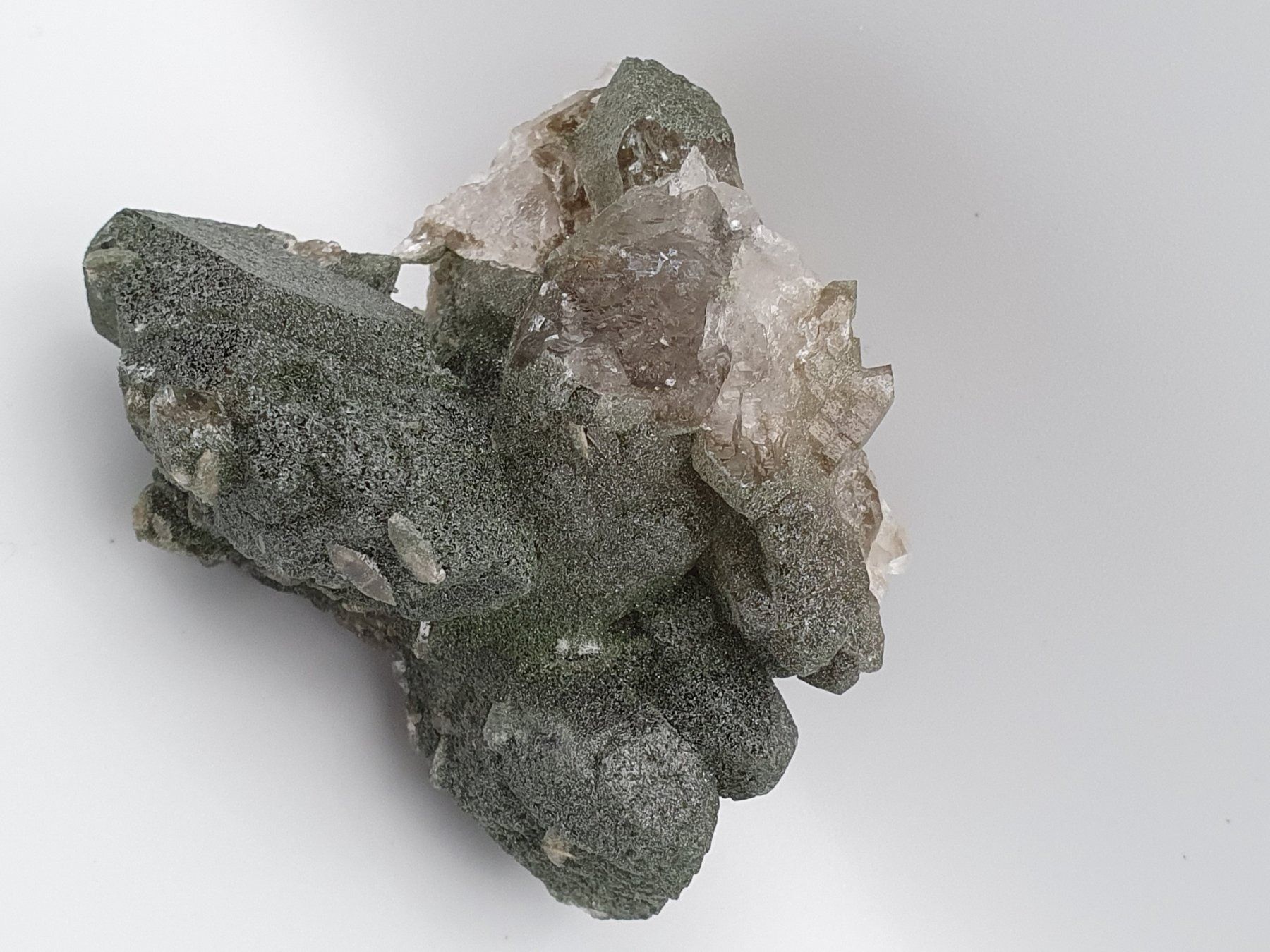 Mineralien & Heilsteine: Quarz mit Chlorit überzogen und Titaniten – Neu (gemäss Beschreibung) aus Holderbank SO von swiss-minerals 4