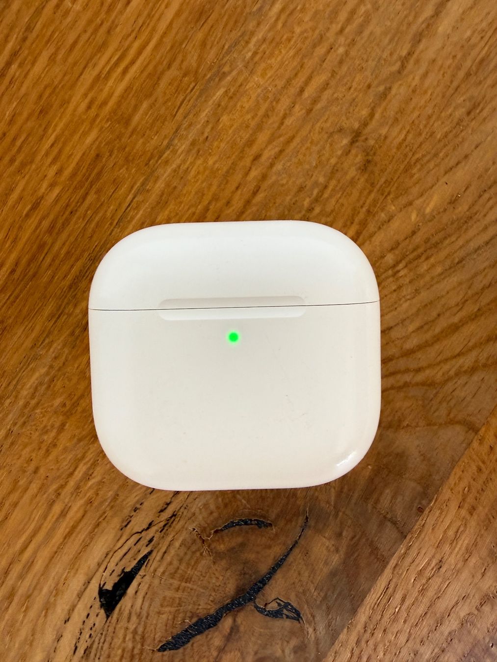 Apple Cuffie: APPLE AirPods 4 Charging Case ANC – Usato da Lausanne venduto da Nine1982 4