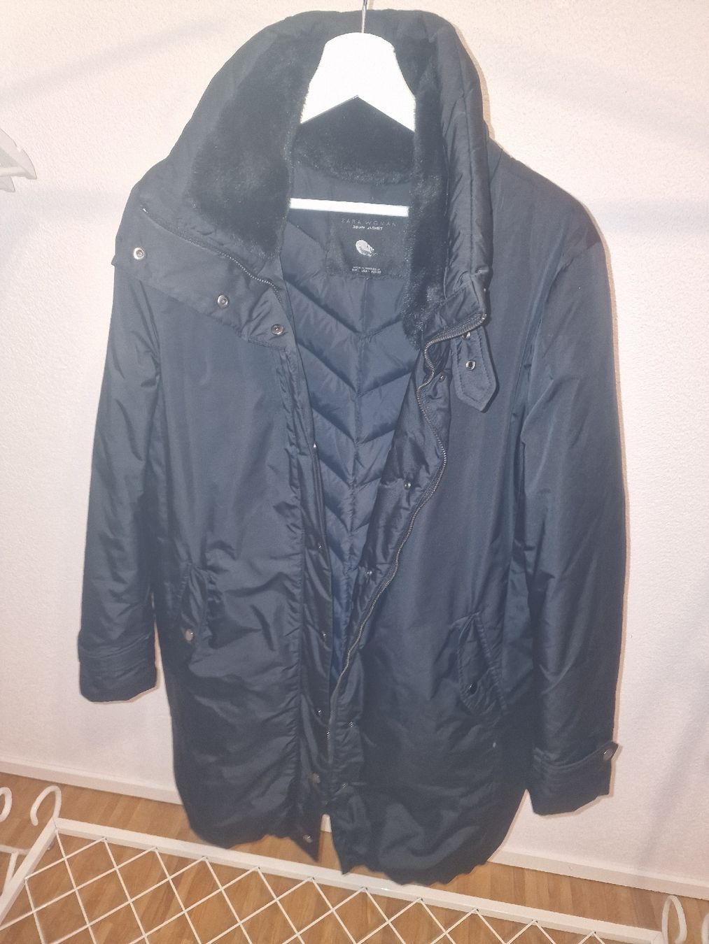 Zara Jacken: Zara down Jacke,grosse L – Gebraucht aus Jona von Bubi22 1