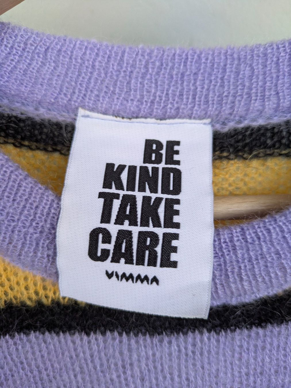 Maglioni & Felpe: Vimma BE KIND TAKE CARE Strickpullover Gr. 1, Mohair – Nuovo (secondo la descrizione) da Basel venduto da thextasyof 1