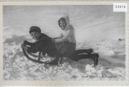 Une partie de luge - Schlittelpartie - 2 Kinder