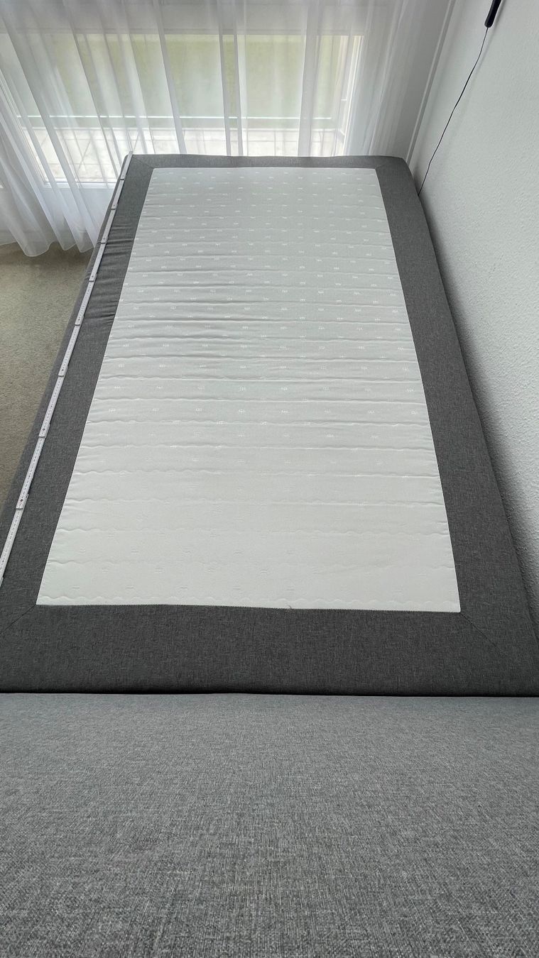 Letti: Wenig benutztes Boxspring-Bett – Usato da Luzern venduto da geo_69lp 3