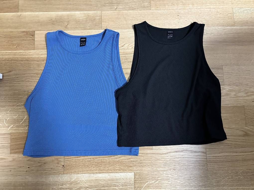 Tops: 2 crop top – Gebraucht aus Monthey von Susii_M
