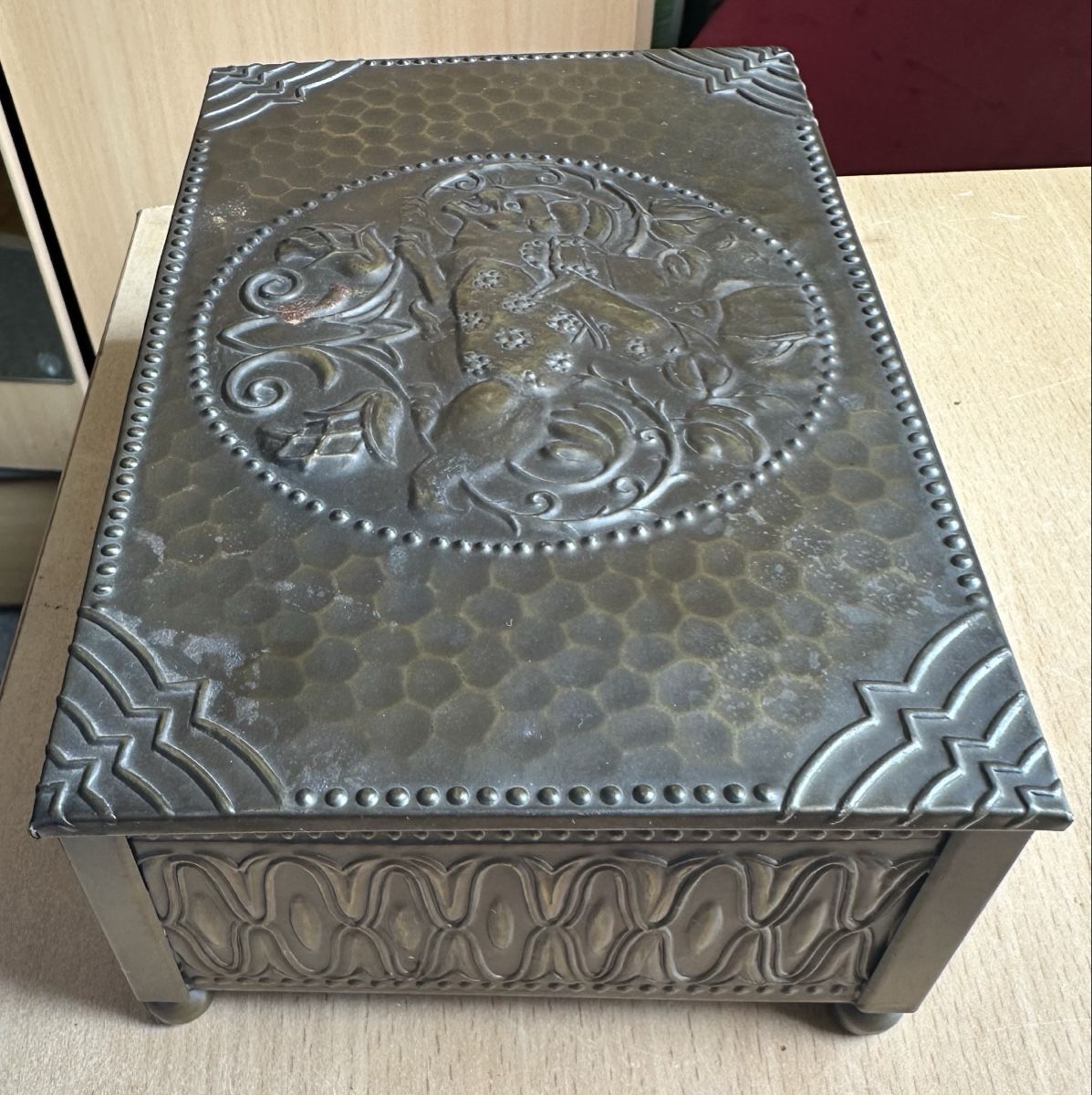 Barattoli: Antike Schatulle mit Relief - Einzigartiges Design – Usato da Zürich venduto da c_d_r 1