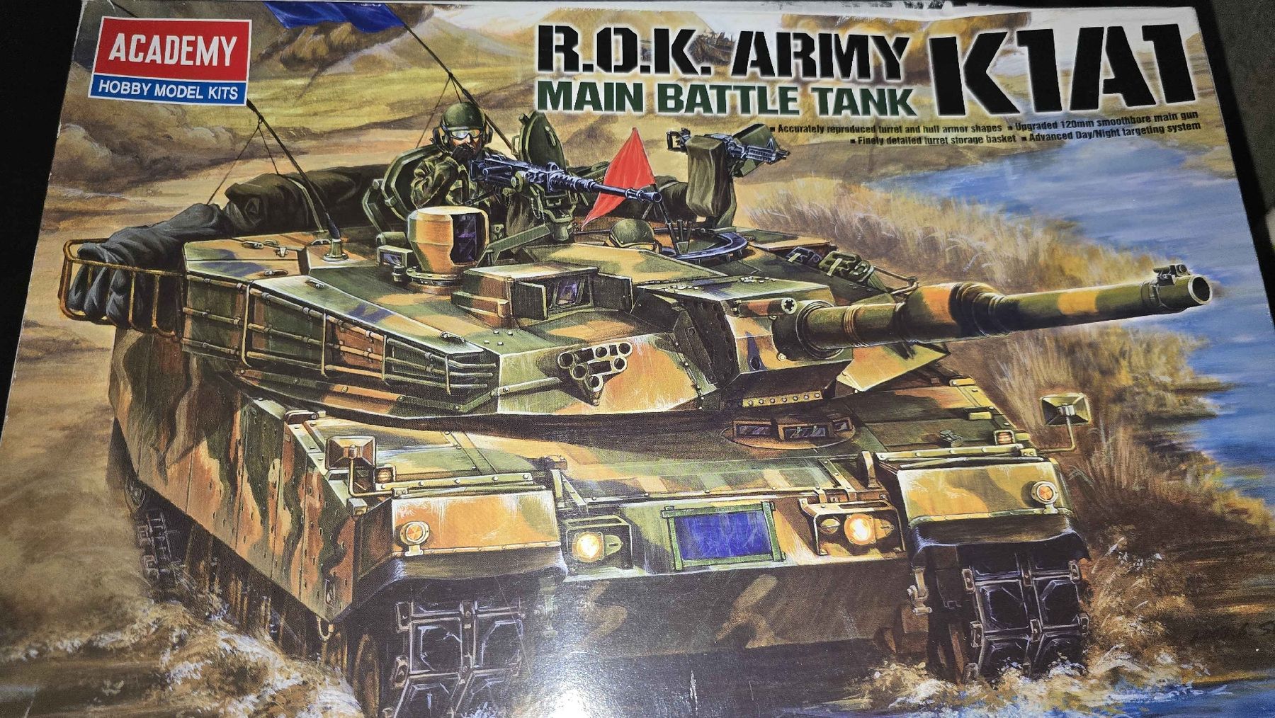 Academy Kit di modellismo & Modellini statici: Academy K1A1 Main Battle Tank Modello – Nuovo e nell'imballaggio originale da Balsthal venduto da cri_8tqn