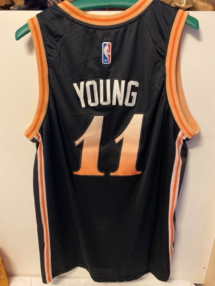 Nba Canottiere & Pantaloni: NBA Atlanta Hawks Nummer 11 Young Grösse 52 – Usato da sursee venduto da trilli-tralli 3