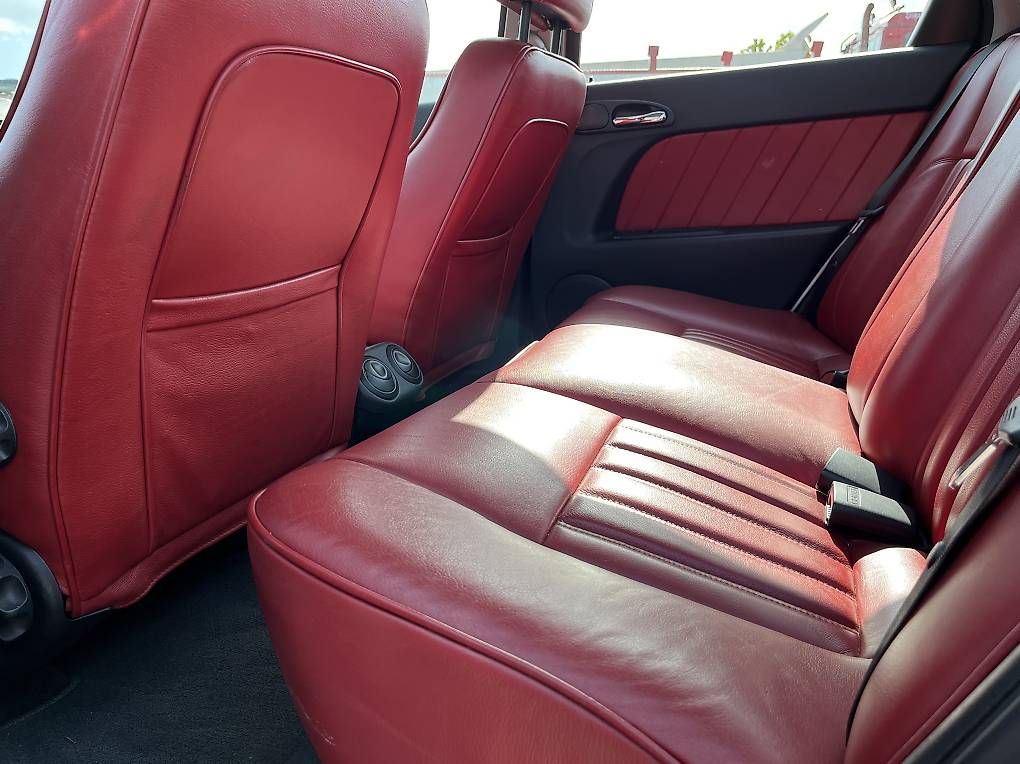 Automobili: Alfa Romeo 156 2.0 TS – Usato da Les Bois venduto da 1970vince 7