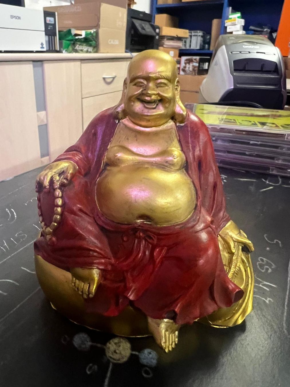 Statuette: Buddha rot-gold, 100x95x70mm – Nuovo (secondo la descrizione) da Buchs SG venduto da Pocolocoli