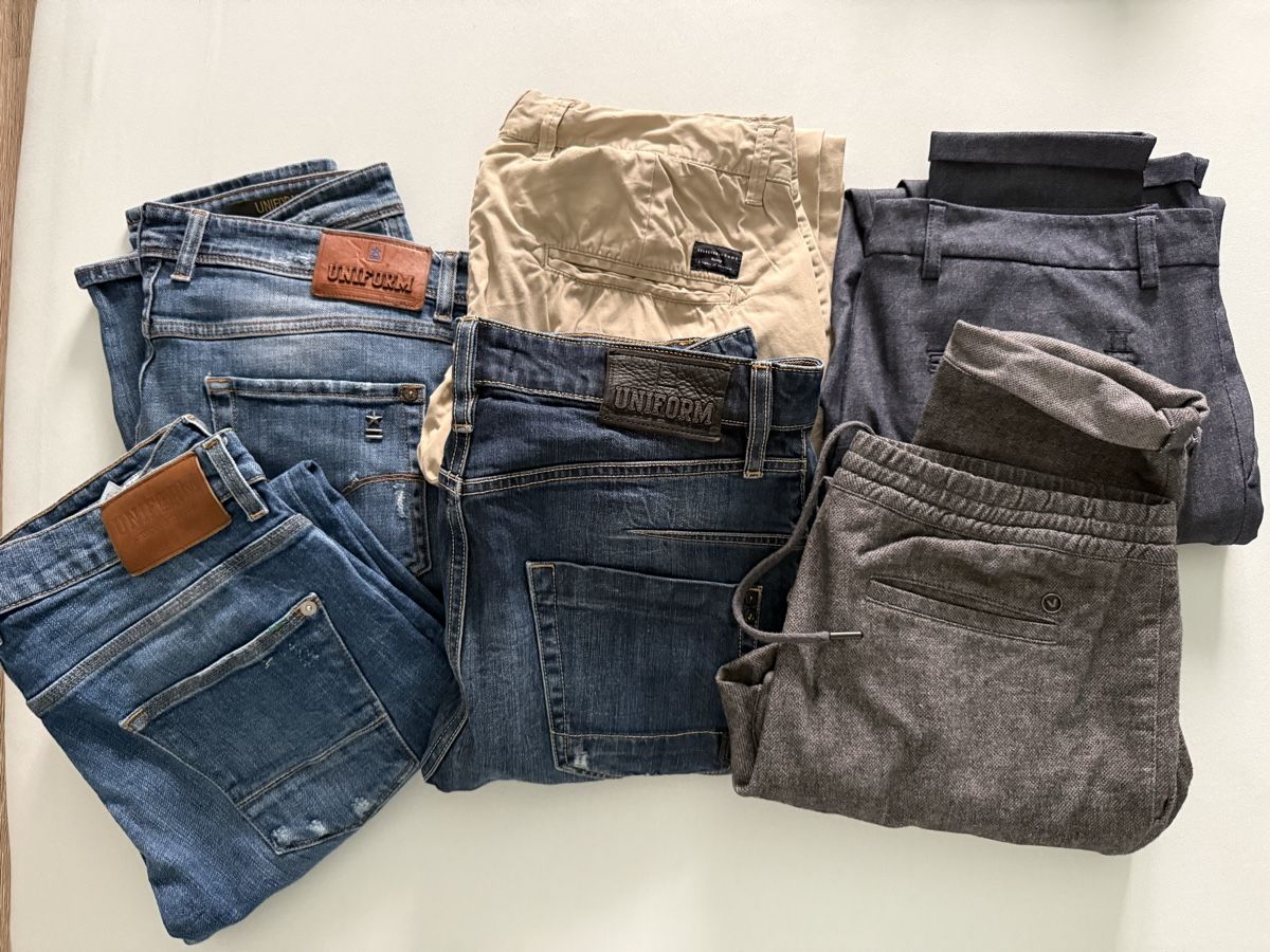 Hosen: Hosen – Gebraucht aus Oberglatt ZH von sam_vs55