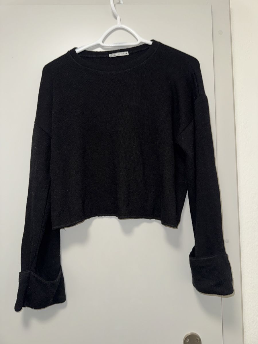 Zara Maglioni & Felpe: Schwarzer Zara Pullover mit Trompetenärmeln, Grösse M – Usato da Lachen SZ venduto da nathiisch 2