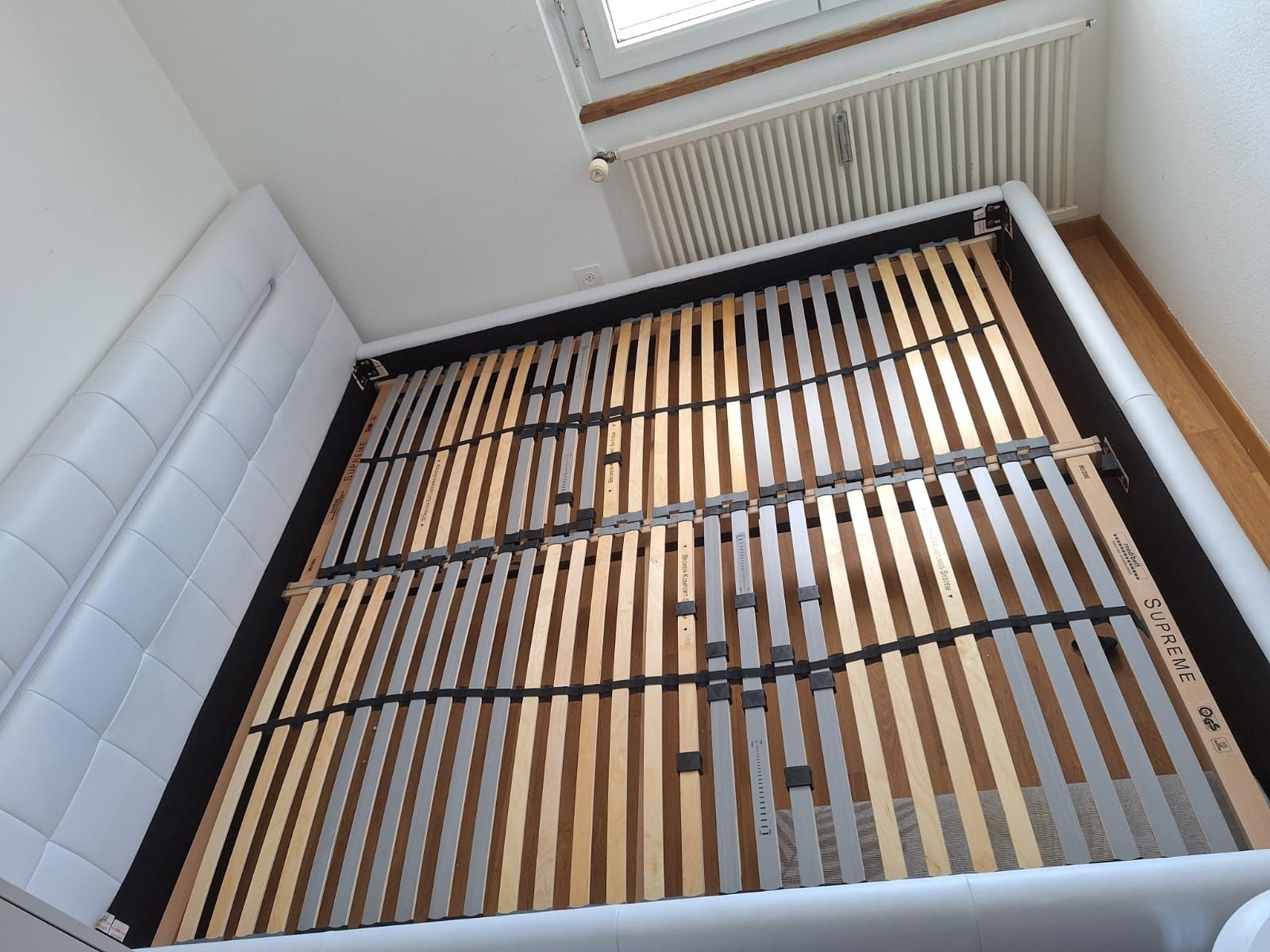 Betten: Bett 180x200 mit Latoflex  – Gebraucht aus Rorschacherberg von tom_9tf2